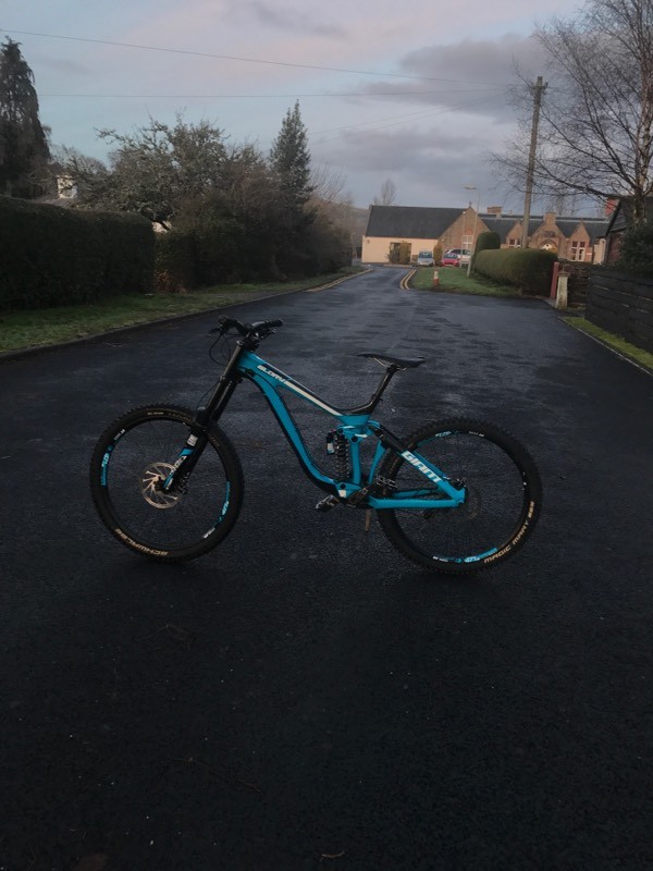 2017 giant glory advanced 0